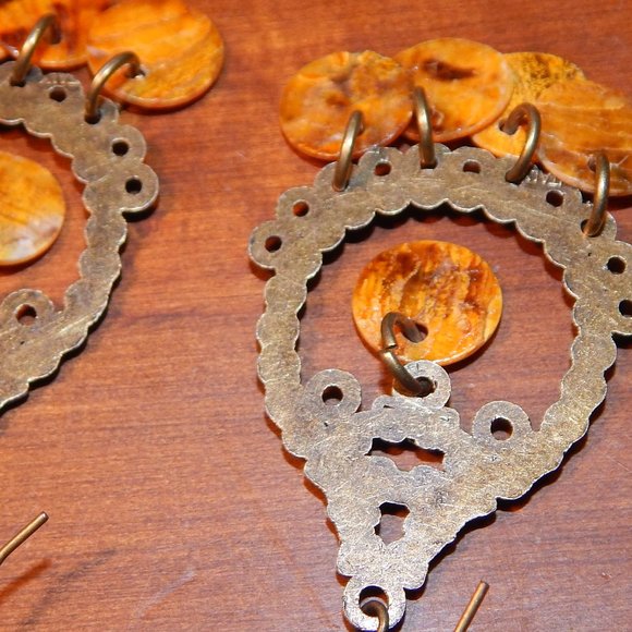 <3 Golden Abalone Dangle Earrings <3 - Picture 6 of 8